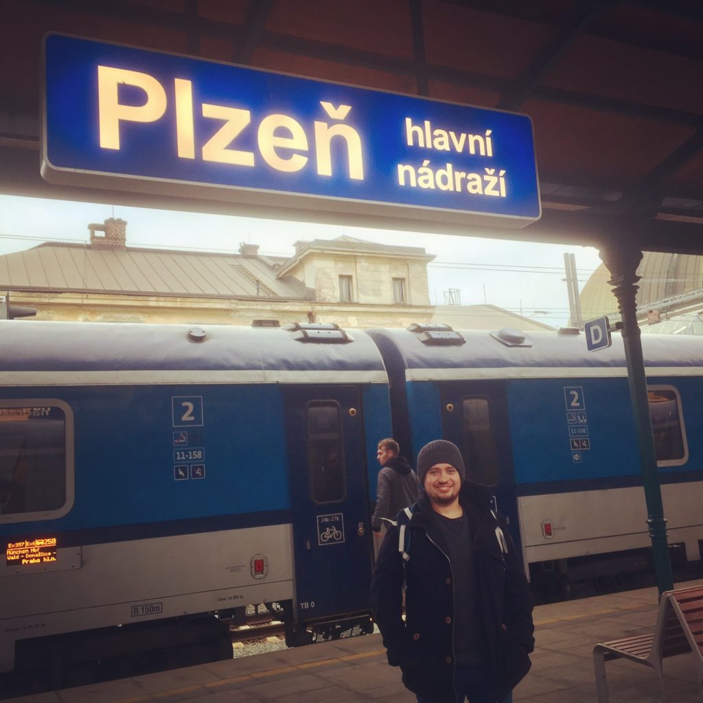 Estación de tren en la ciudad de PlZen